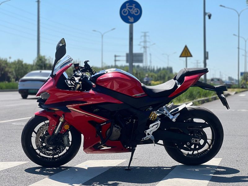 二手QJMOTOR赛800