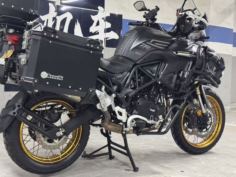 二手贝纳利TRK552
