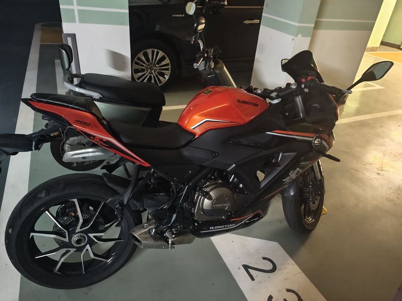 二手QJMOTOR赛400