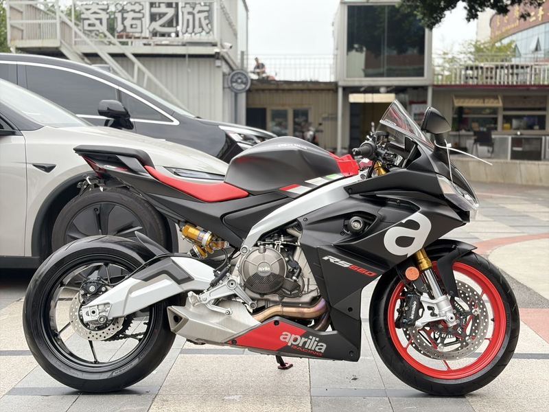 二手阿普利亚RS 660 