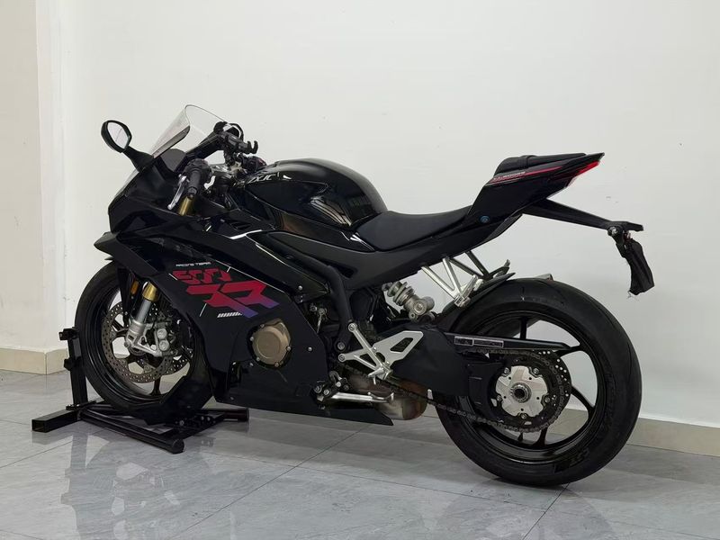 二手张雪机车500RR