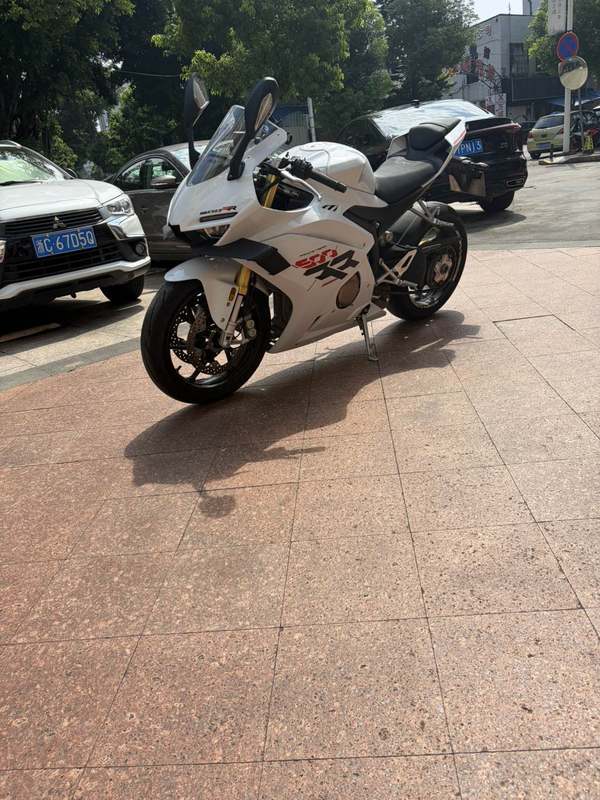 二手张雪机车500RR
