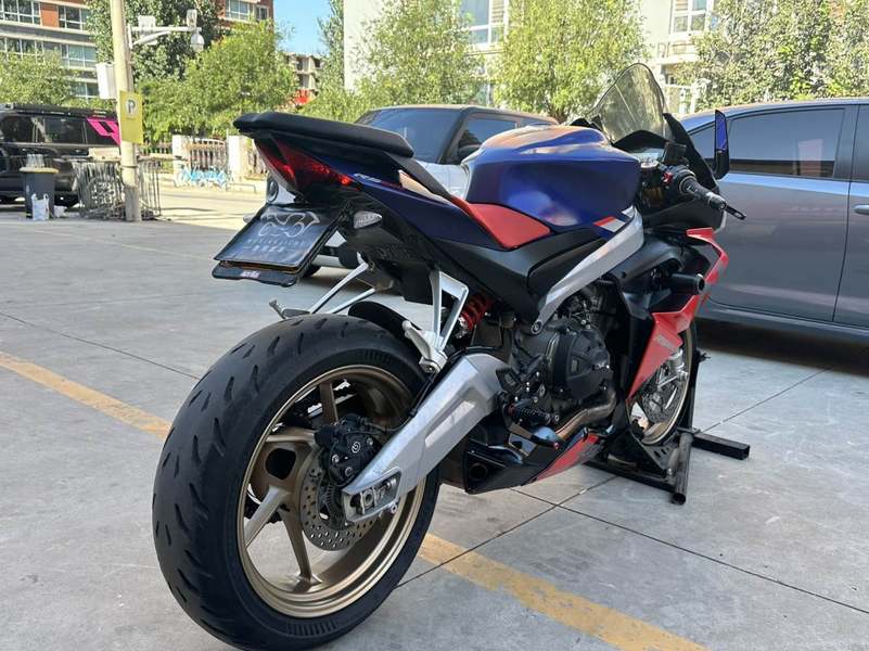 二手阿普利亚RS 660 