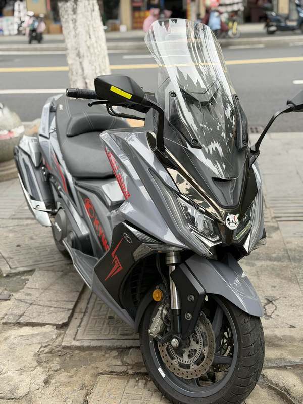 二手光阳AK550