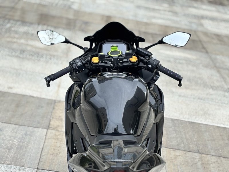 二手川崎ZX-4R