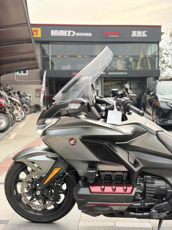 二手本田Gold Wing GL 1800 F6B