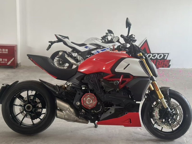 二手杜卡迪Diavel 