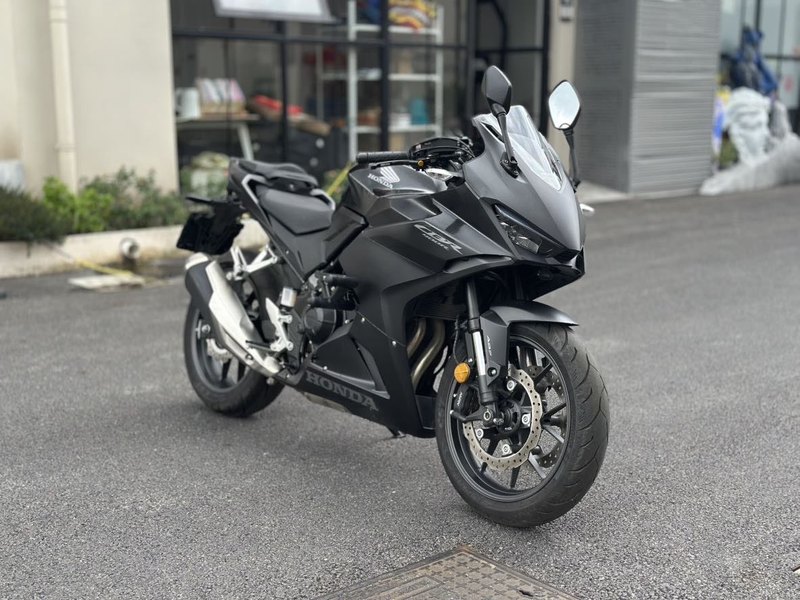 二手本田CBR400R