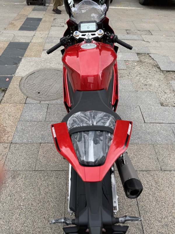 二手张雪机车820RR