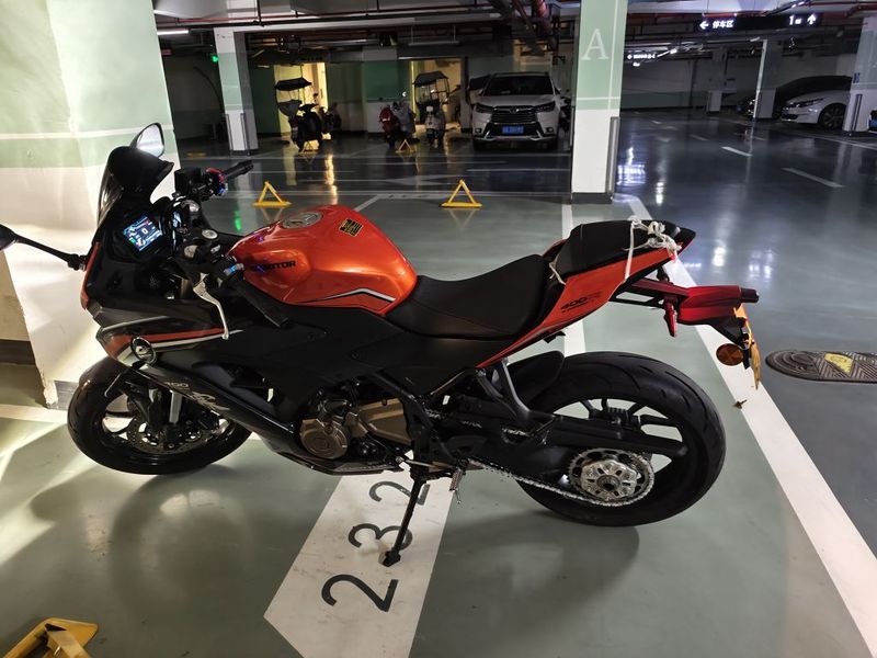 二手QJMOTOR赛400