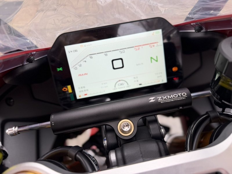 二手张雪机车820RR