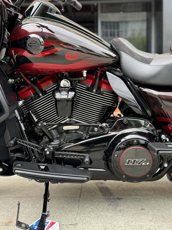 二手哈雷戴维森公路滑翔 Road Glide