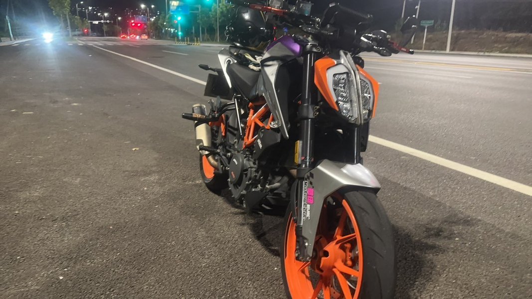 二手KTMR2R390 Duke