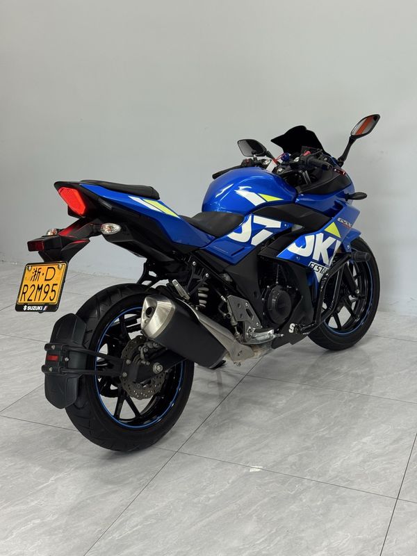 二手豪爵铃木GSX250R