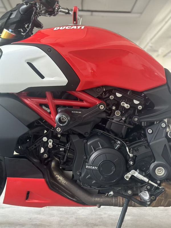 二手杜卡迪Diavel 