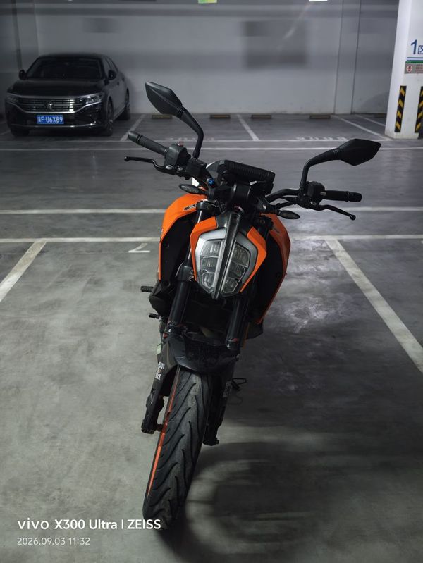 二手KTMR2R390 Duke