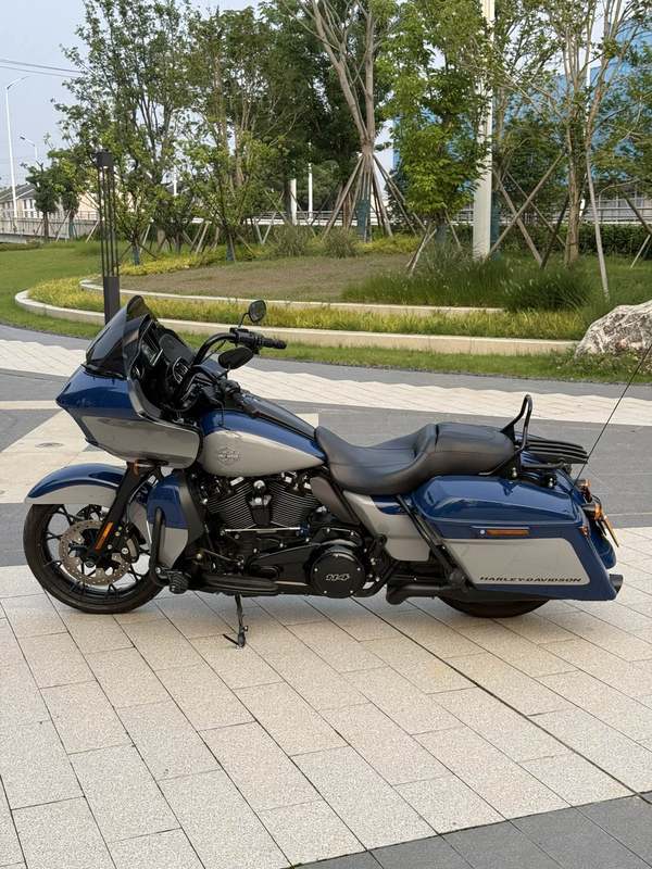 二手哈雷戴维森公路滑翔 Road Glide
