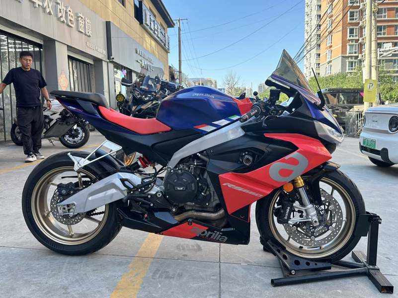 二手阿普利亚RS 660 