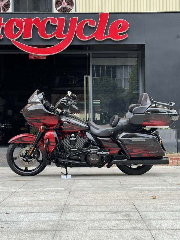 二手哈雷戴维森公路滑翔 Road Glide