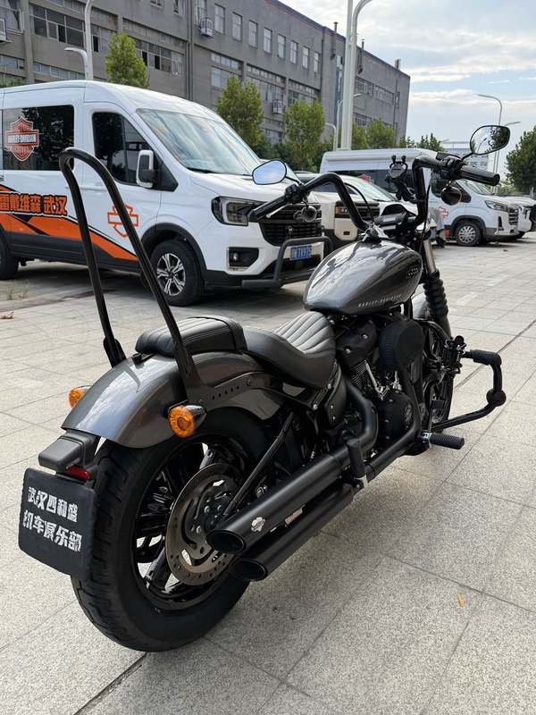二手哈雷戴维森街霸 Street Bob
