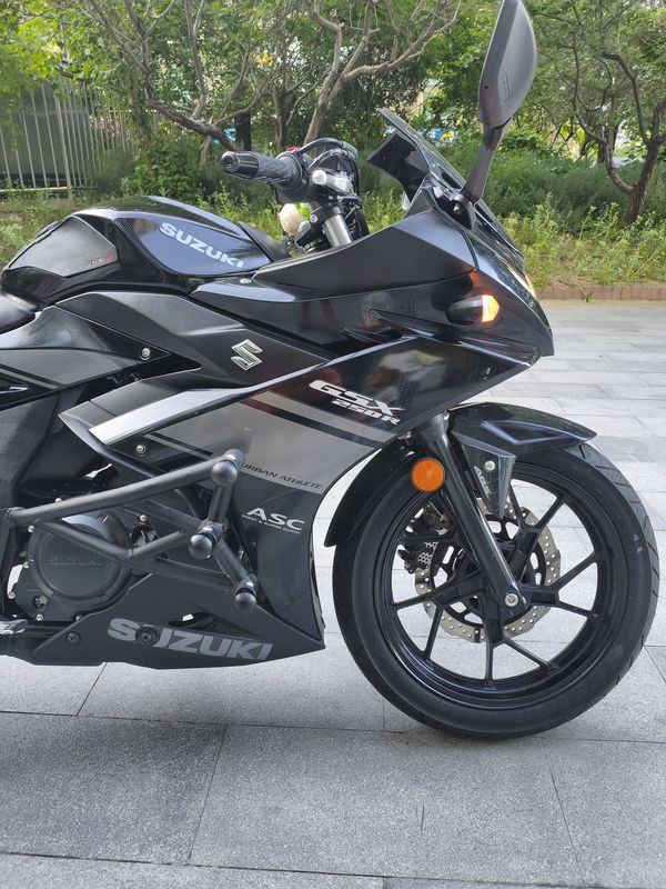 二手豪爵铃木GSX250R