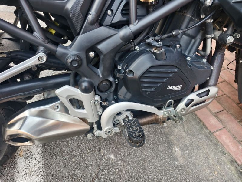 二手贝纳利金鹏 TRK502