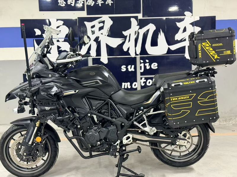 二手贝纳利TRK552