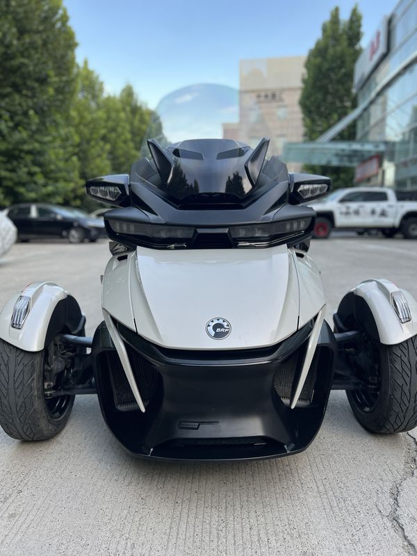 二手庞巴迪Spyder RT