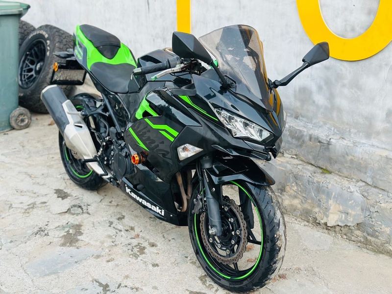 二手川崎Ninja 400