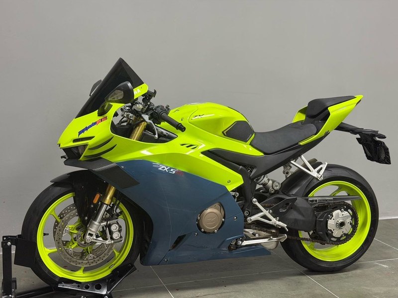 二手张雪机车500RR