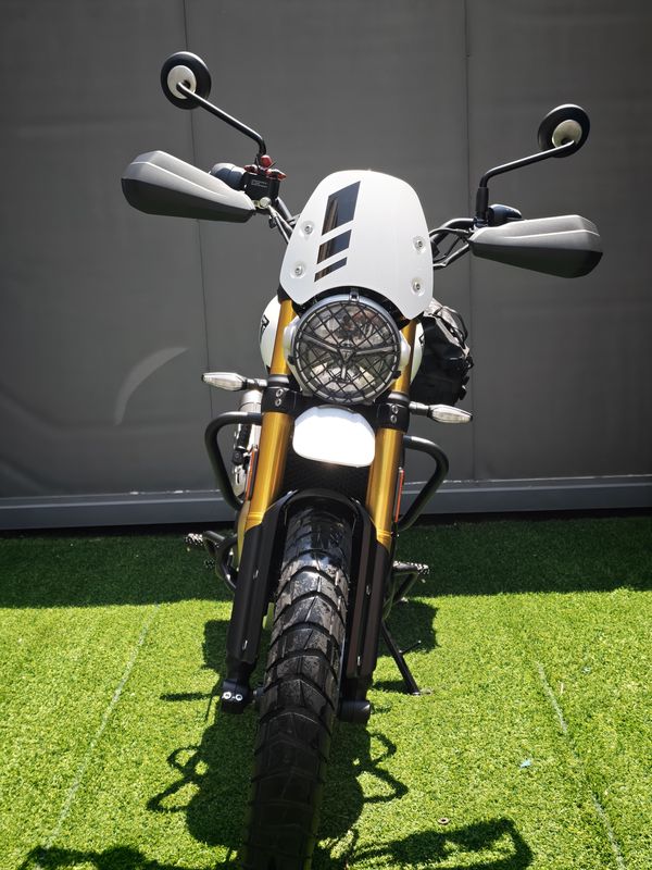 二手凯旋Scrambler 400 X
