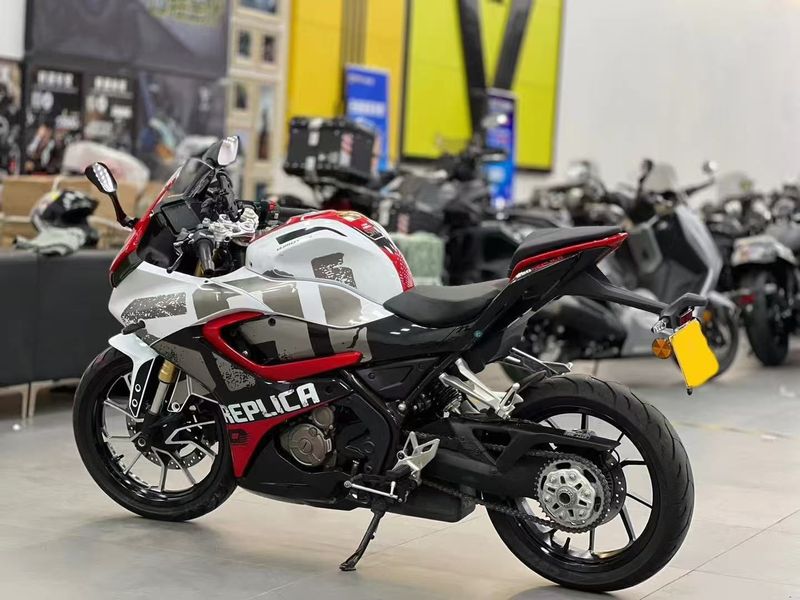 二手QJMOTOR赛250