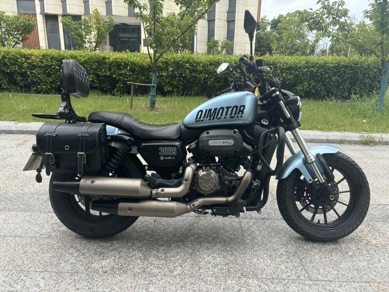 二手QJMOTOR闪300