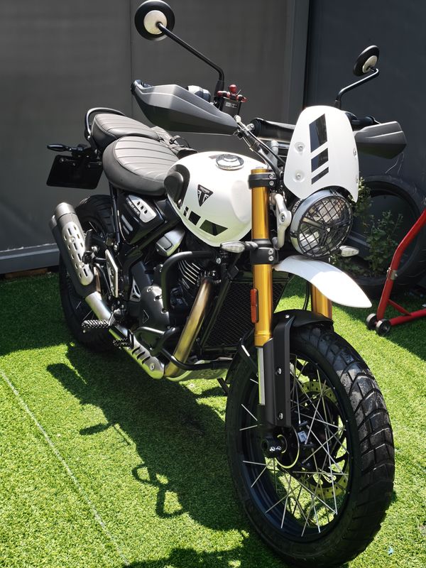二手凯旋Scrambler 400 X