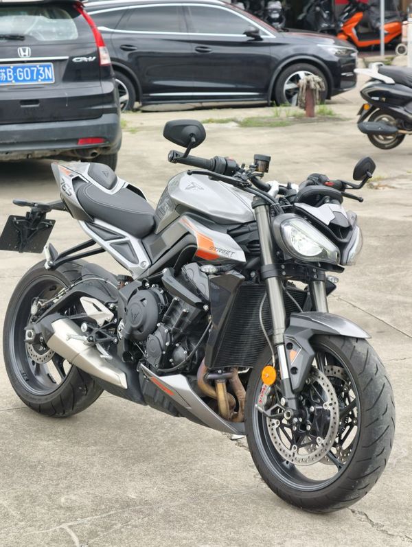 二手凯旋Street Triple 765