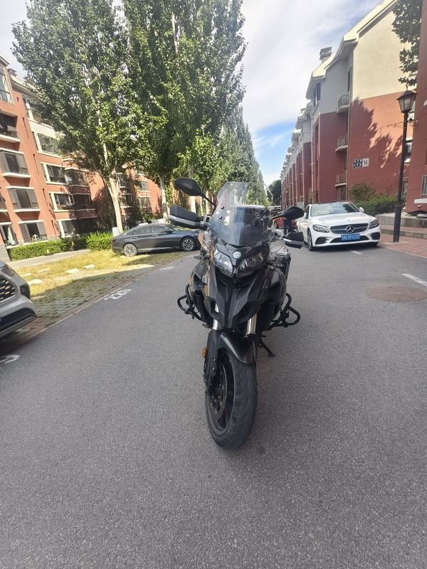 二手贝纳利金鹏 TRK502