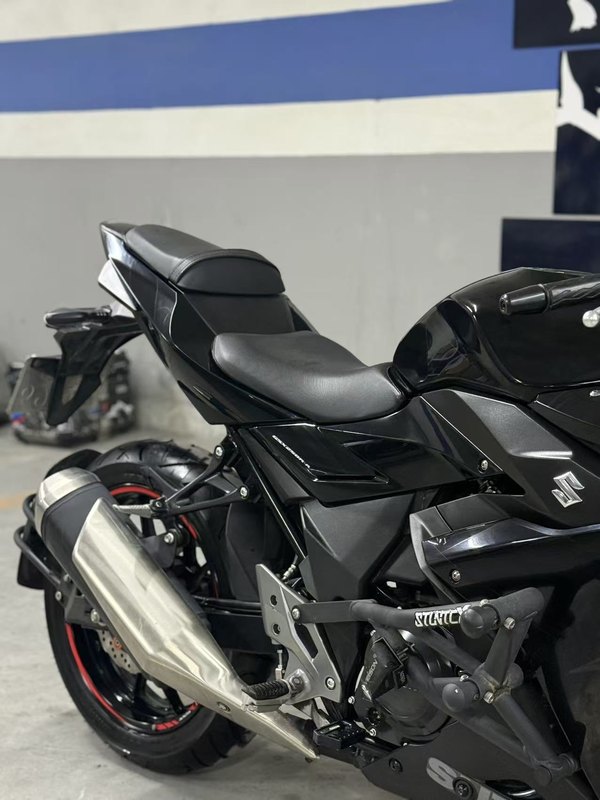 二手豪爵铃木GSX250R