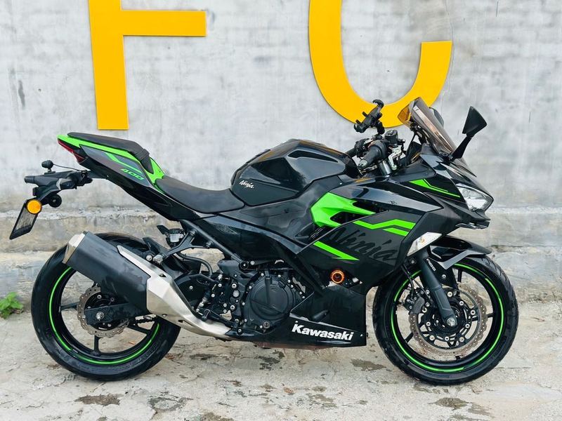 二手川崎Ninja 400