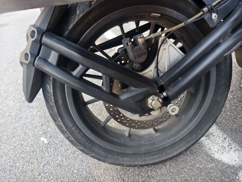 二手贝纳利金鹏 TRK502