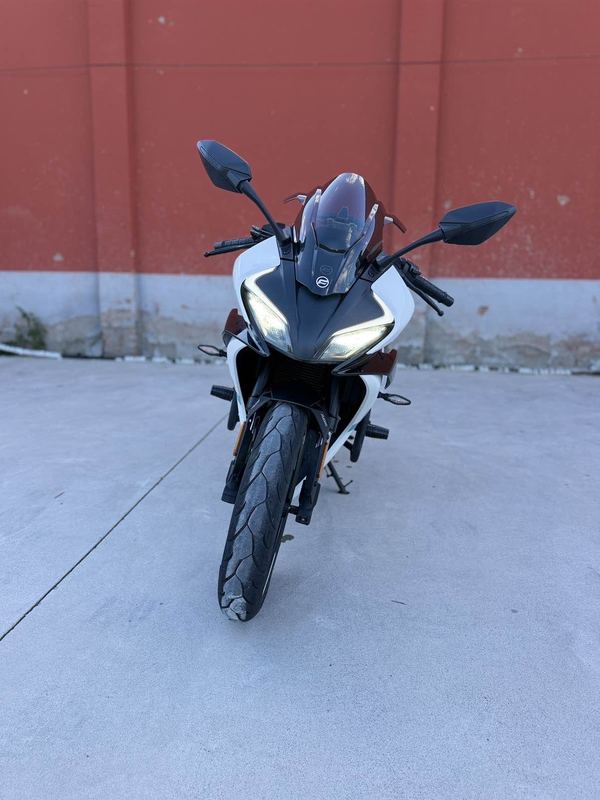 二手春风250SR