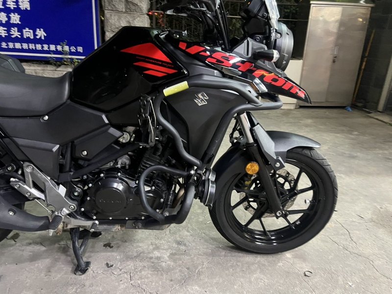 二手豪爵铃木DL250