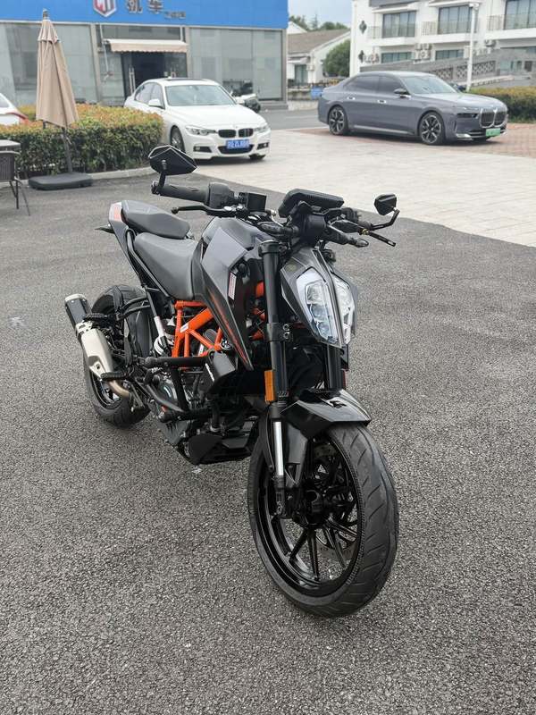 二手KTMR2R390 Duke