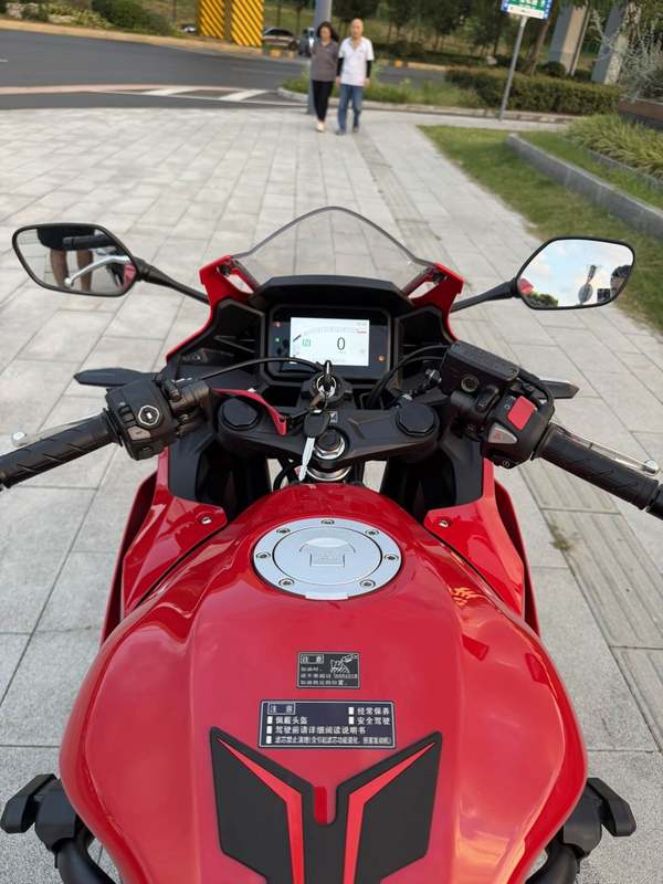二手本田CBR400R