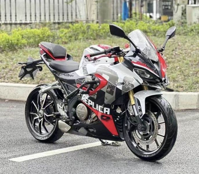 二手QJMOTOR赛250