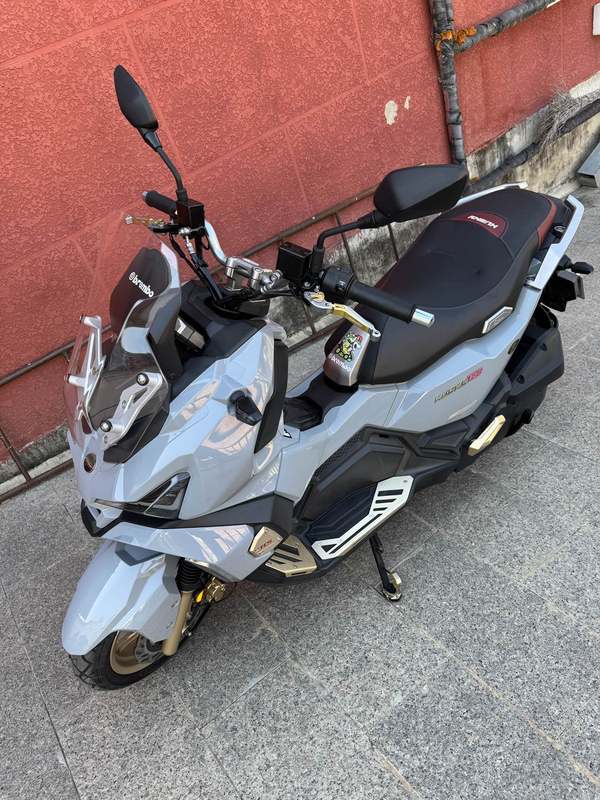 二手三阳哈士奇 Husky ADV150