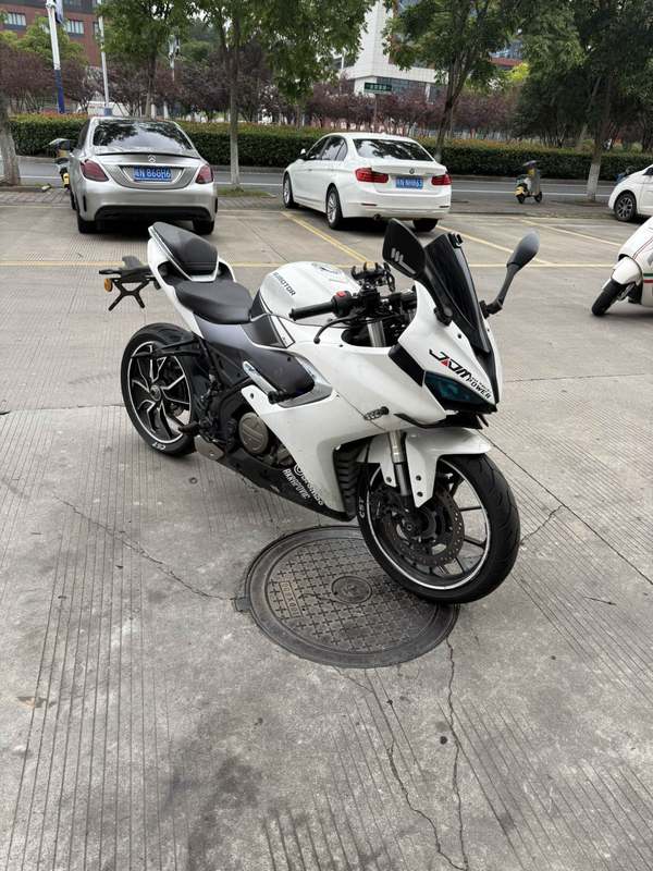 二手QJMOTOR赛250