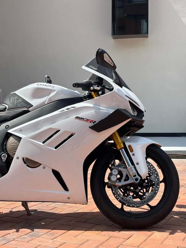 二手张雪机车820RR