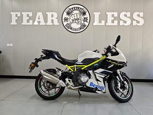 二手贝纳利龙卷风 Tornado 302R
