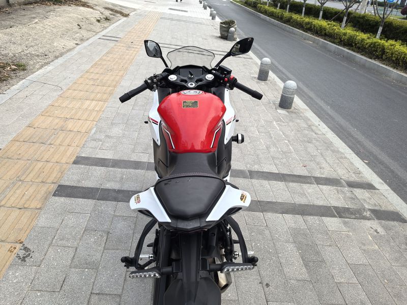二手QJMOTOR赛400