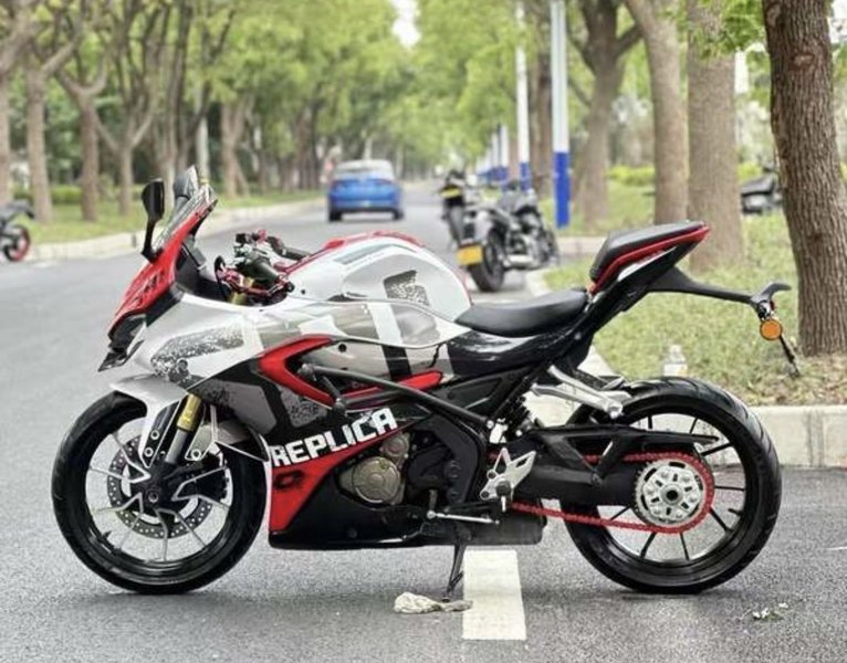 二手QJMOTOR赛250
